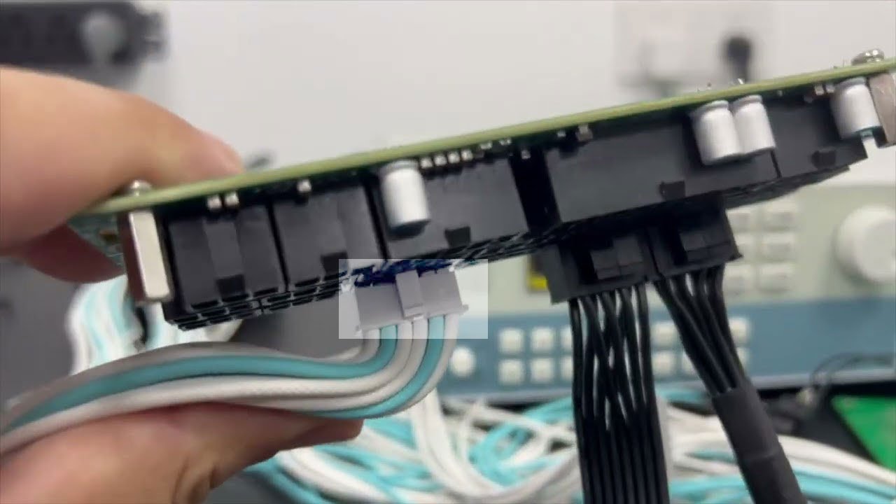 12V-2×6 Connector First Test - 660W & NOT Fully into the Socket!