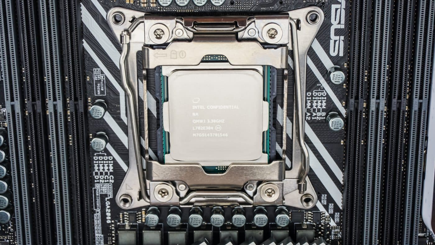 Intel Core i9-7900X 10-Core Processor