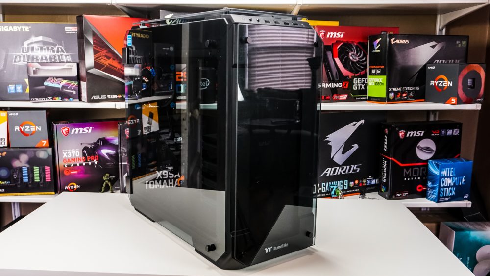 Thermaltake View 71 Tempered Glass