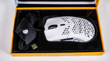 Glorious PC Gaming Race Model O Gaming Mouse