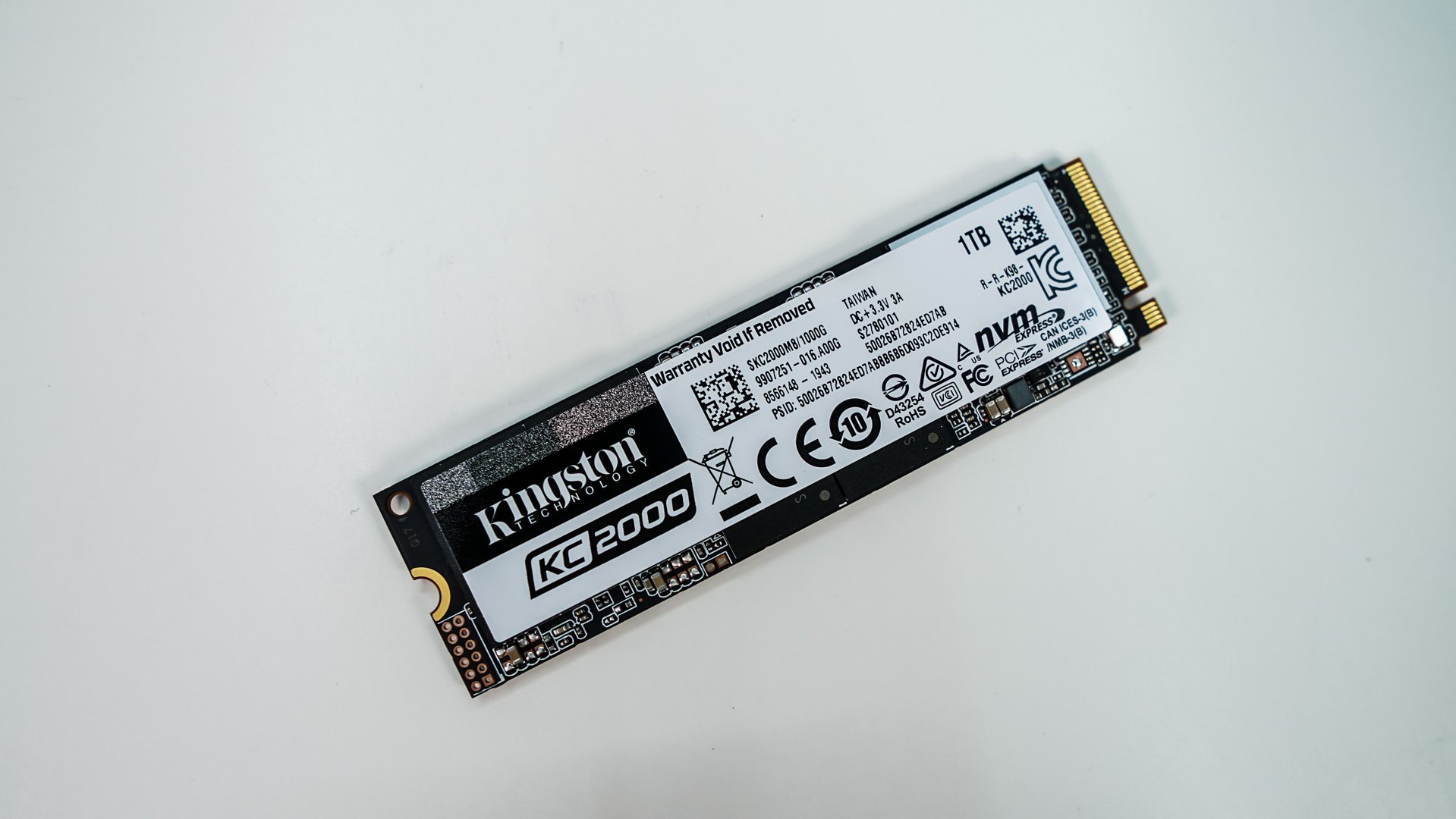 Kingston KC2000 1TB Solid State Drive