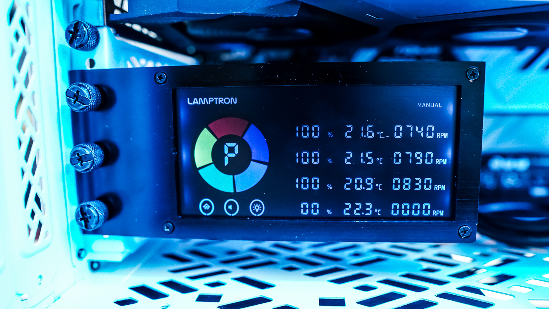 Lamptron SM436 PCI RGB and Addressable RGB Fan and LED Controller Silver