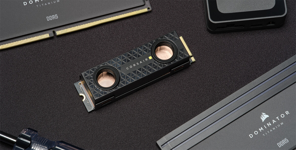 Corsair MP700 PRO