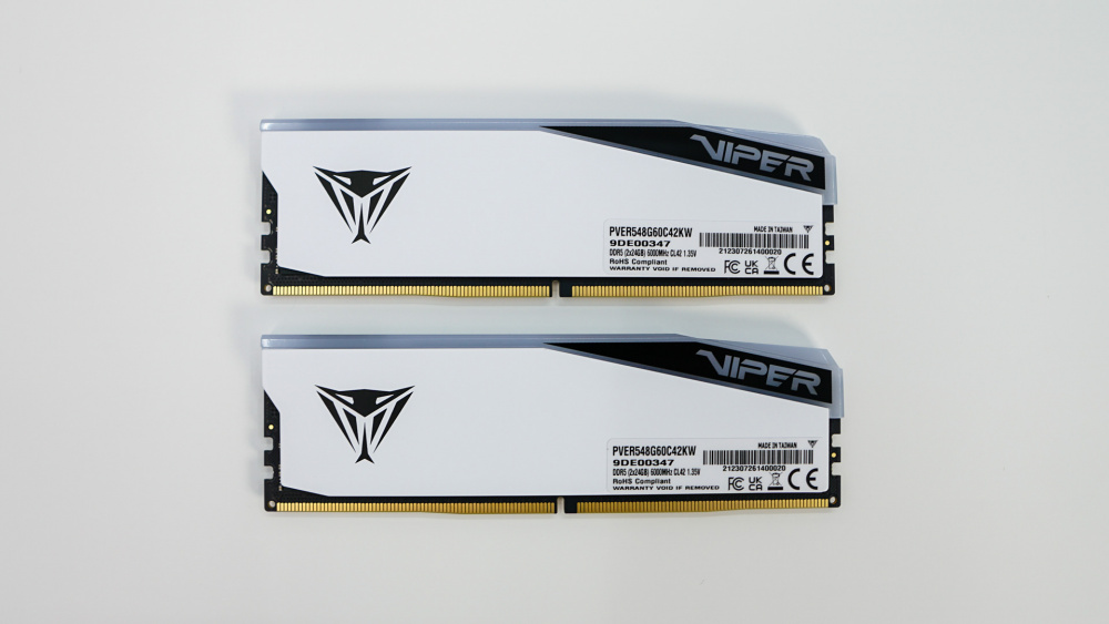 Barrette RAM Patriot Viper Elite 5 – 16 Go DDR5-6000 C30 – UDIMM – Blanche