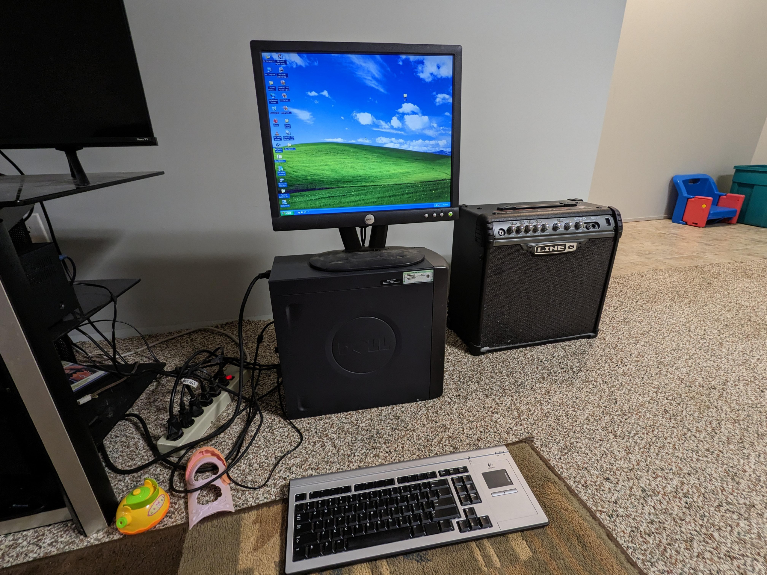 20 of the Worst PC Setups - December 2023 | Page 2 of 2 ...