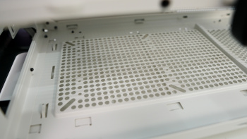 Thermaltake Ceres 300 TG ARGB Case