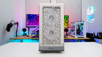 Thermaltake Ceres 300 TG ARGB Case