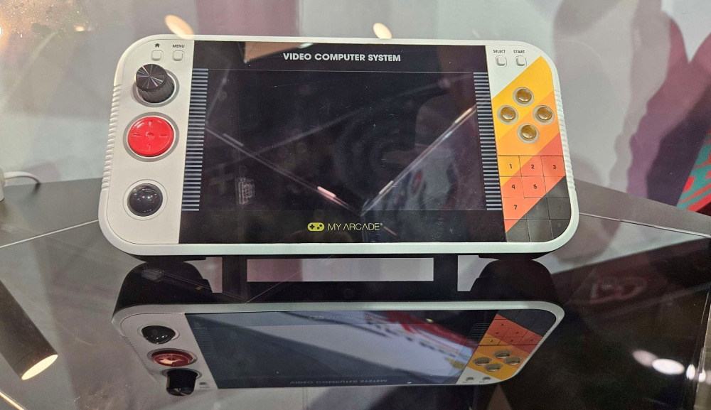 ATARI GAME STATION PORTABLE 1