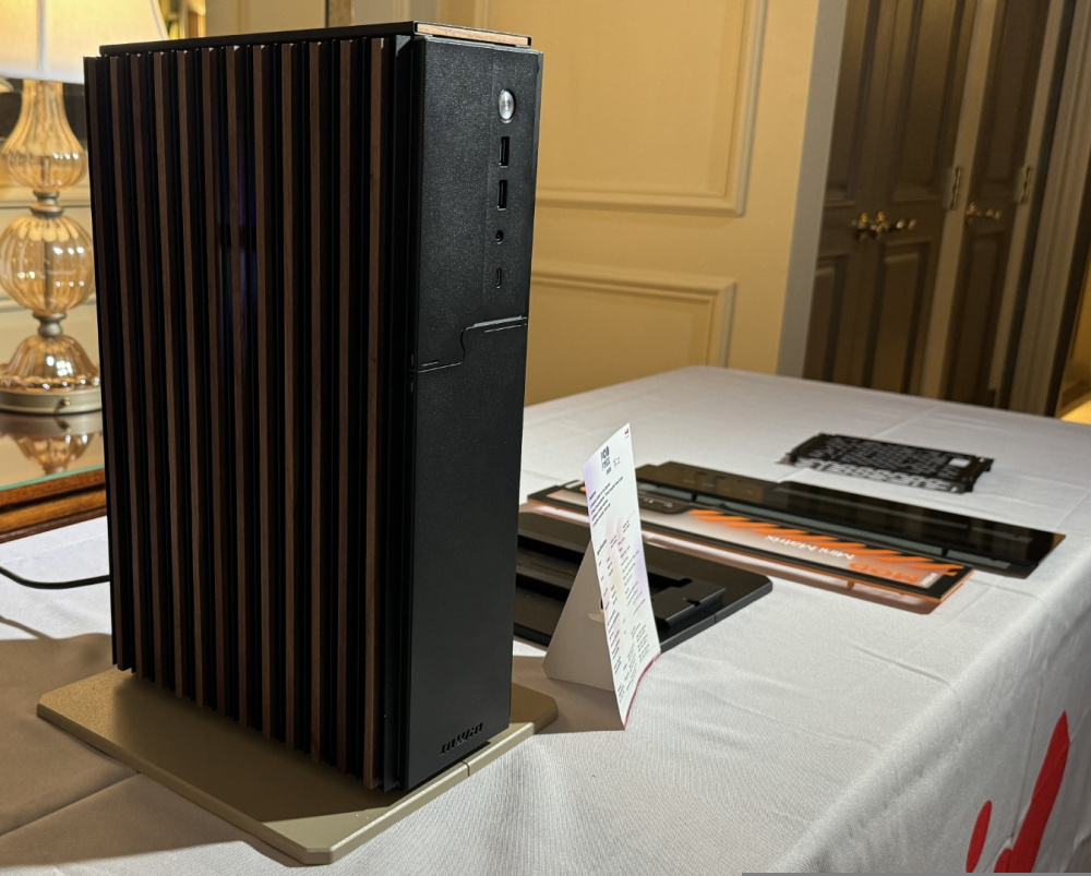 InWin CES 2024