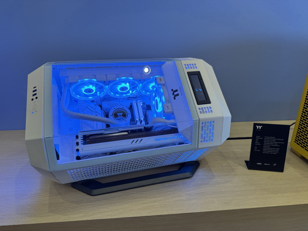 Thermaltake CES 2024