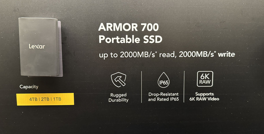 Lexar Armor 700