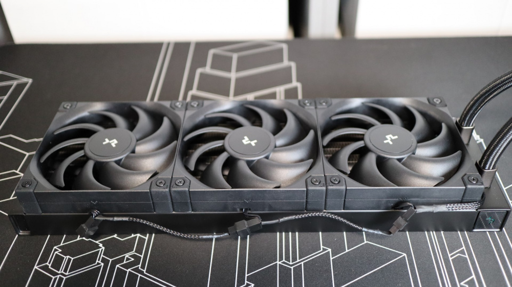 DeepCool Mystique 360