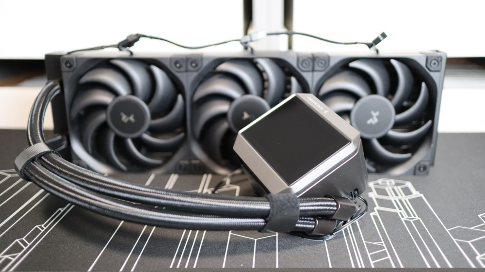 DeepCool Mystique 360