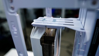 Lian Li SUP-01