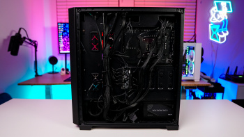 Yeyian Phoenix Gaming PC