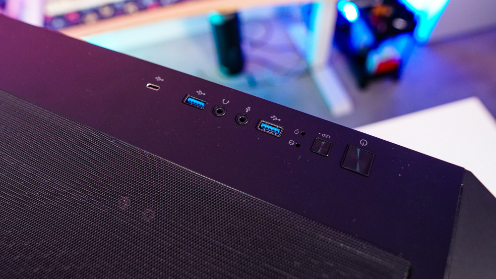 Yeyian Phoenix Gaming PC