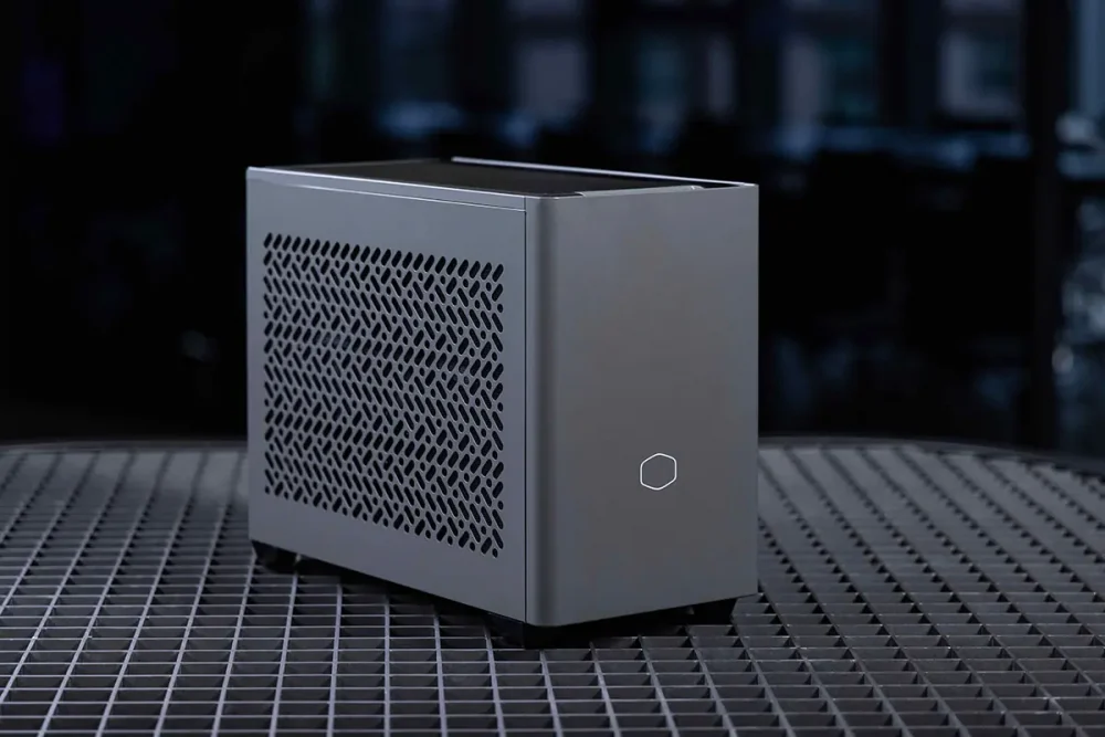 Cooler Master NR 2 Pro Desktops