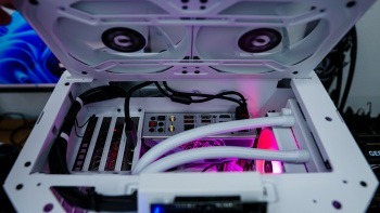 Thermaltake The Tower 300 Case
