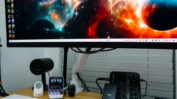 Gigabyte AORUS CO49DQ