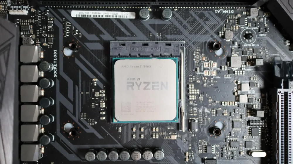 iCUE LINK TITAN 360 RX RGB