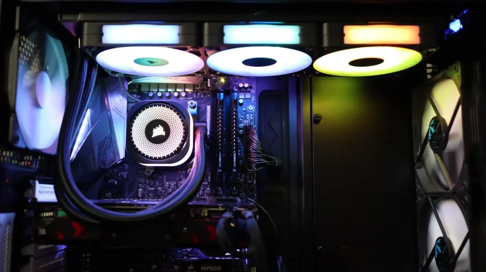 iCUE LINK TITAN 360 RX RGB