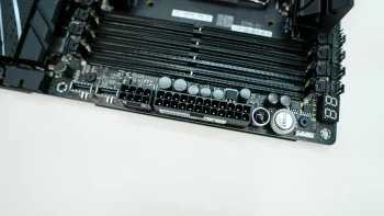 ASUS ROG Maximus Z890 Hero Motherboard