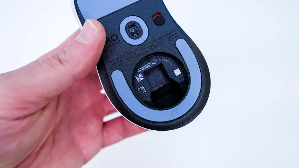 Logitech PRO X SUPERLIGHT 2 DEX Gaming Mouse