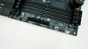 MSI MPG Z890 Carbon WiFi Motherboard