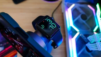 AUKEY MagFusion Qi2 3-in-1 Wireless Charging Station