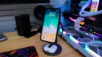 AUKEY MagFusion Qi2 3-in-1 Wireless Charging Station