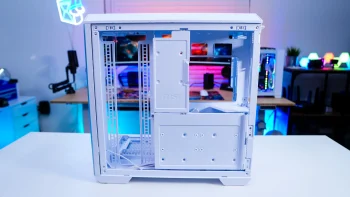 MSI MAG Pano 100L PZ Case