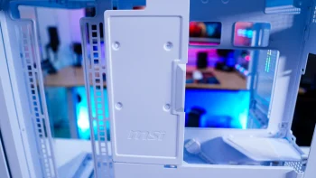 MSI MAG Pano 100L PZ Case
