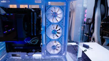MSI MAG Pano 100L PZ Case