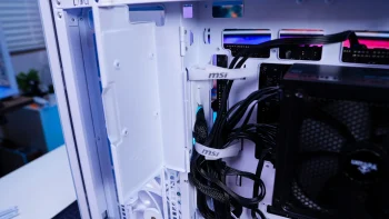 MSI MAG Pano 100L PZ Case