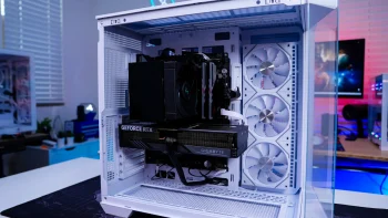 MSI MAG Pano 100L PZ Case