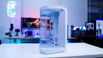 MSI MAG Pano 100L PZ Case