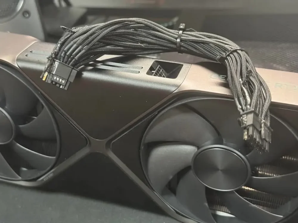 rtx 5090 melted cable 1