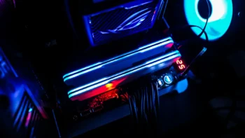 KLEVV URBANE V RGB DDR5-7600 32GB Memory Kit